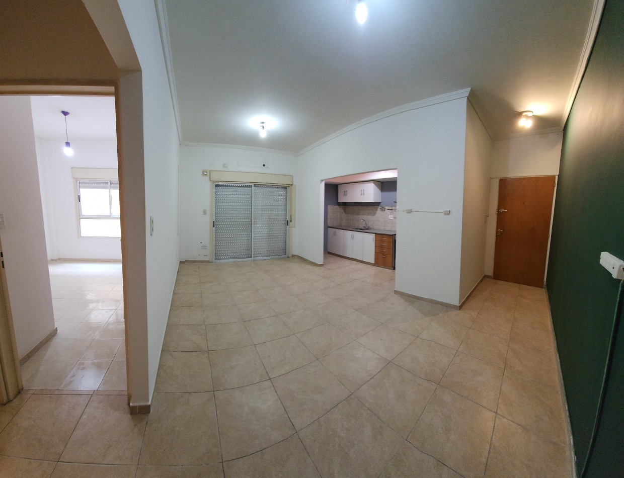 SE VENDE DEPARTAMENTO 2 AMB CON PATIO COCHERA Y TERRAZA COMPARTIDA VILLA LUGANO