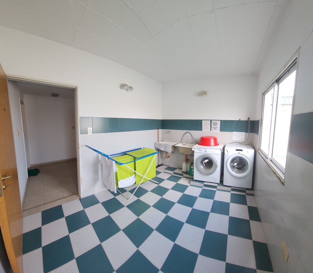 SE VENDE DEPARTAMENTO 2 AMB CON PATIO COCHERA Y TERRAZA COMPARTIDA VILLA LUGANO