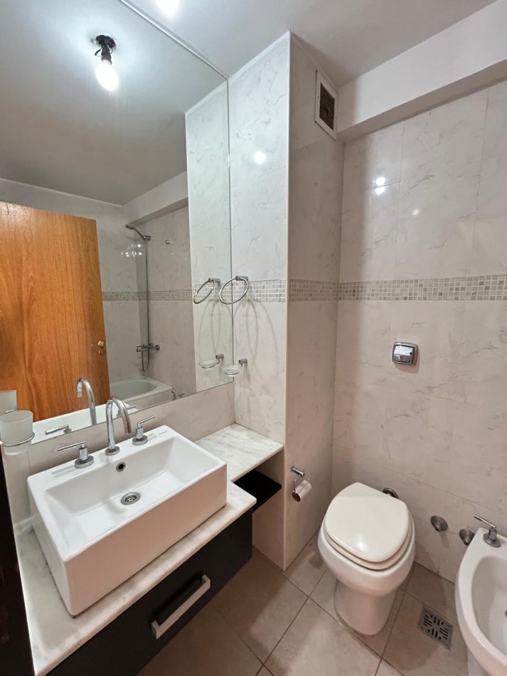 EN VENTA MONOAMBIENTE CONTRAFRENTE CON SUM Y LAUNDRY. CABALLITO NORTE