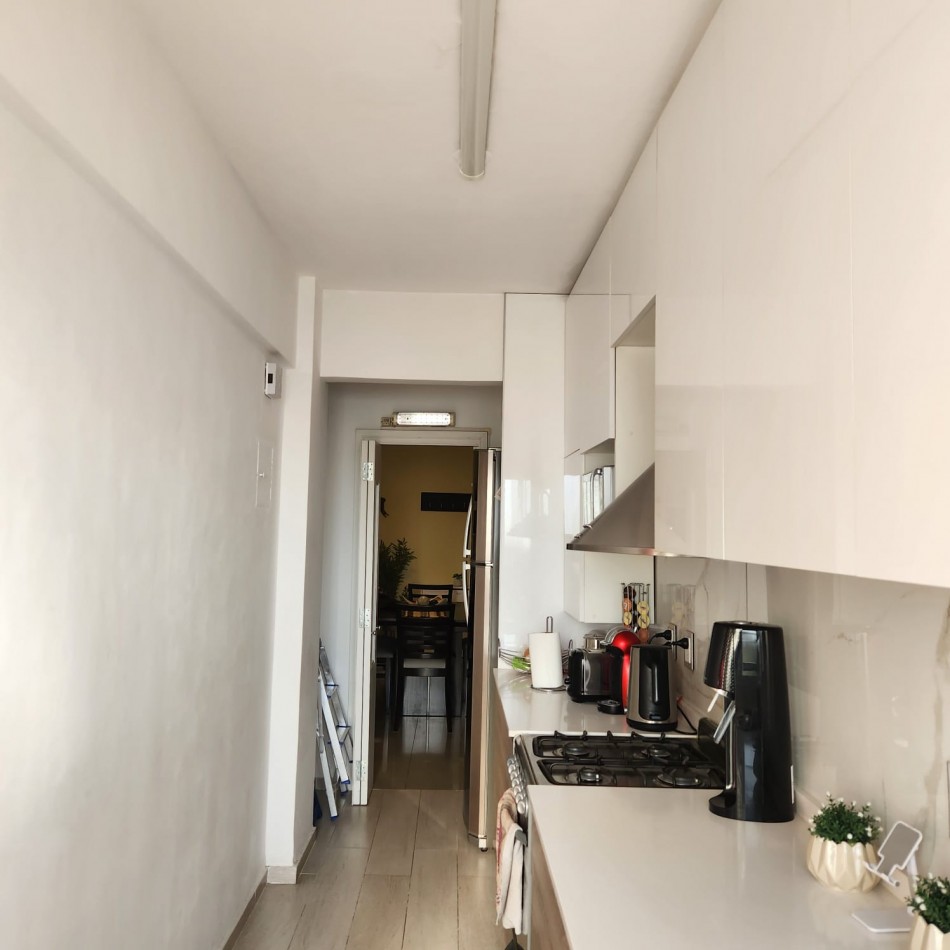 EN VENTA DEPARTAMENTO 4 AMB CON COCHERA BARRIO GRAL PAZ VILLA CELINA ZONA OESTE APTO PRESTAMO