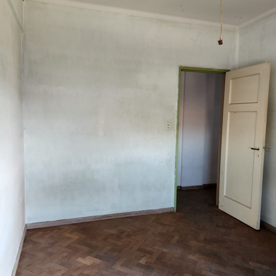 EN VENTA DEPARTAMENTO 3 AMBIENTES BARRIO GRAL PAZ EDIFICIO 5 VILLA CELINA