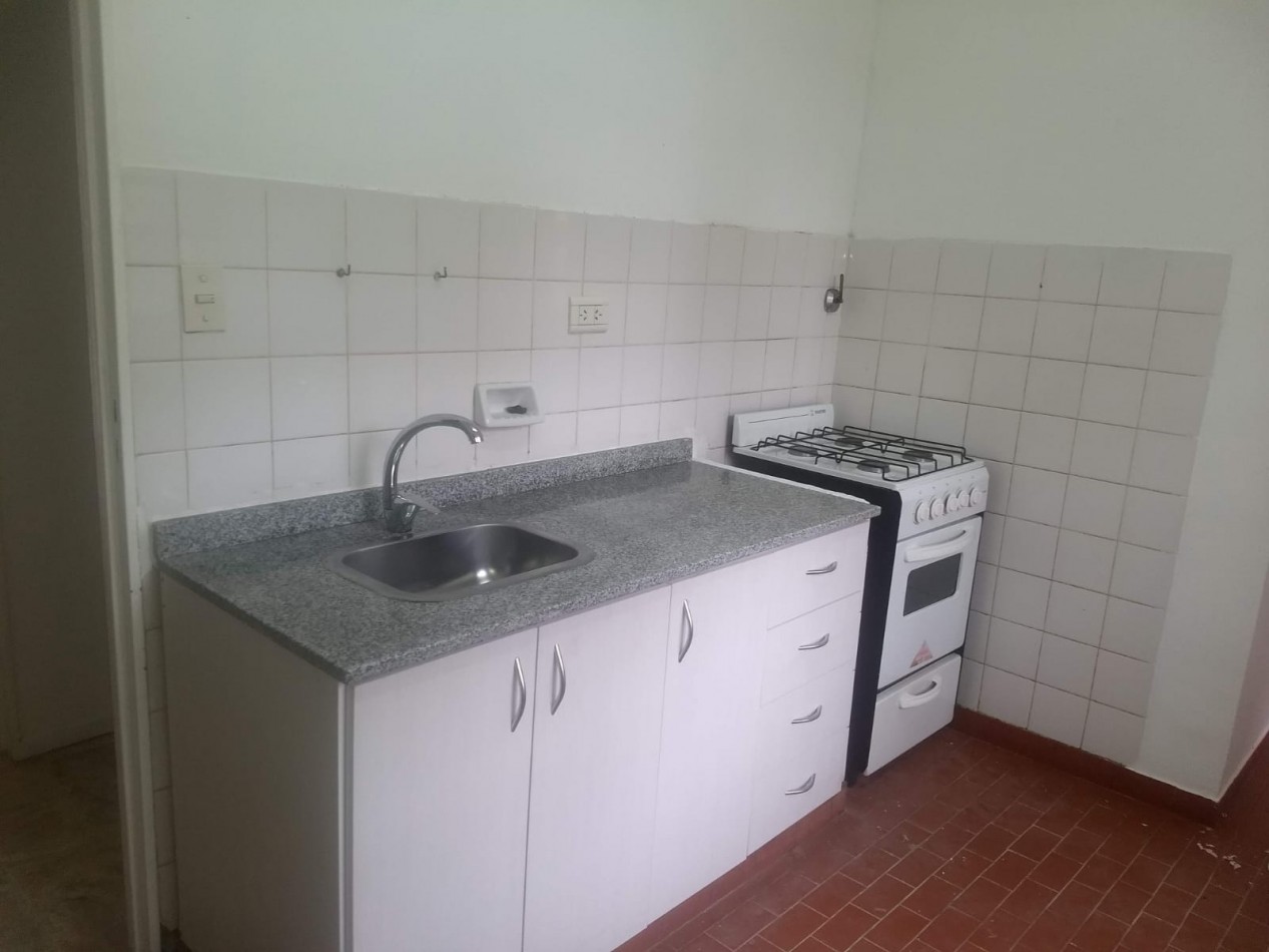 EN VENTA DEPARTAMENTO 4 AMBIENTES CON BALCON SAMORE VILLA LUGANO.