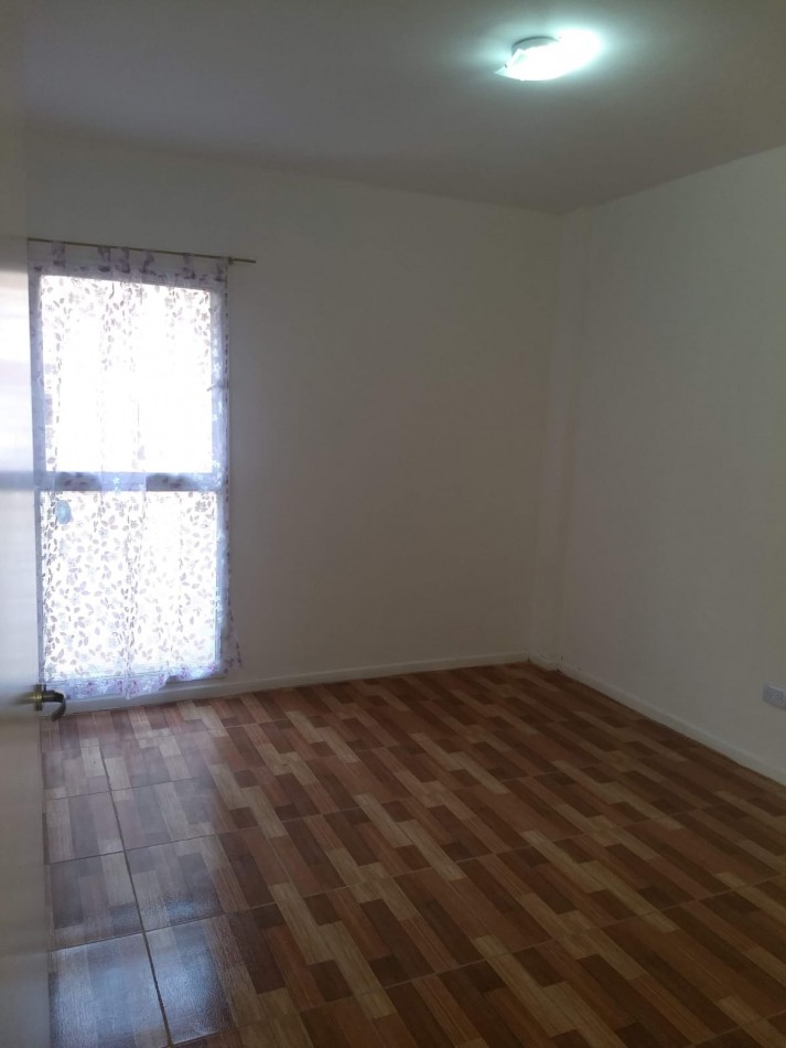 EN VENTA DEPARTAMENTO 4 AMBIENTES CON BALCON SAMORE VILLA LUGANO.