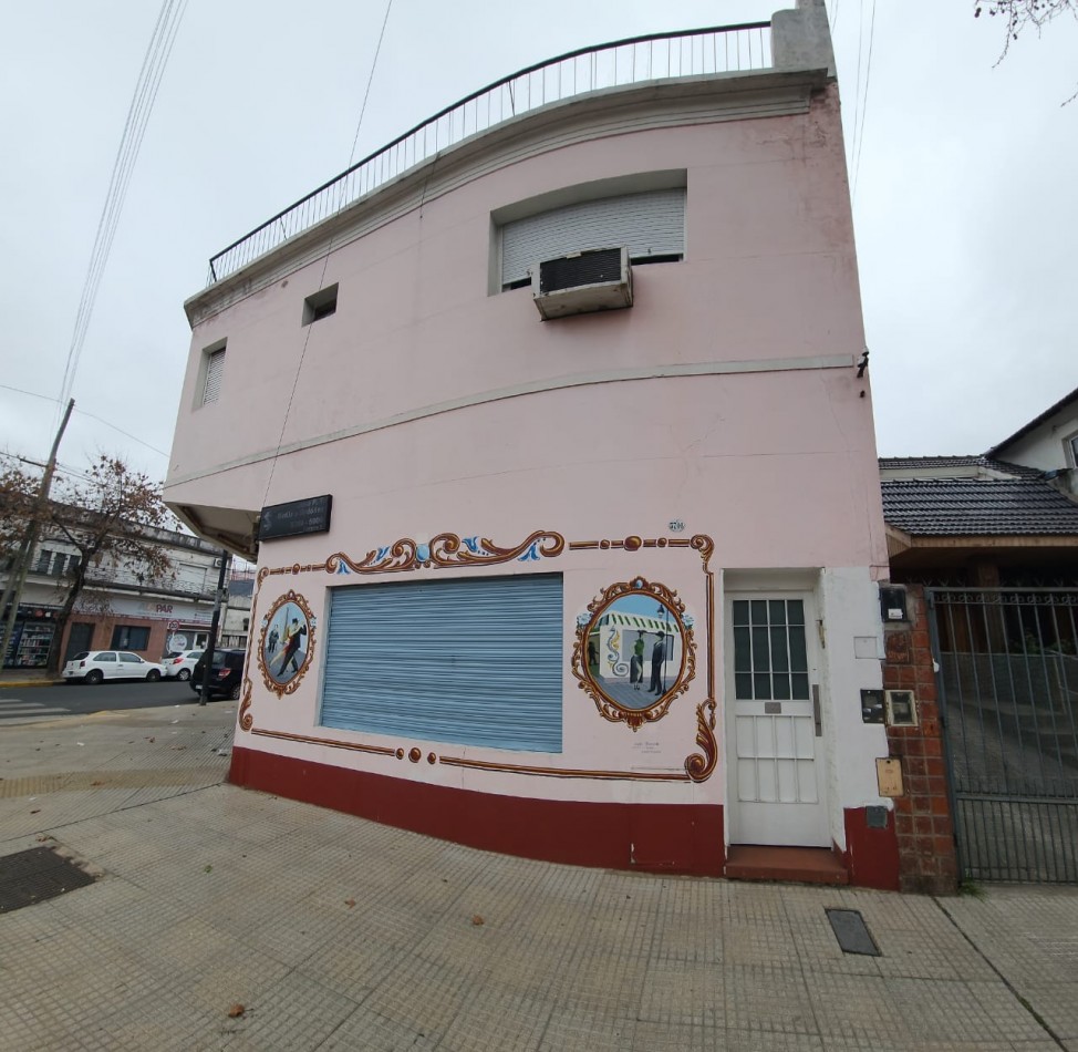 EN VENTA PH 3 AMBIENTES CON PATIO EN VILLA LUGANO. ORDOÑEZ Y MURGUIONDO