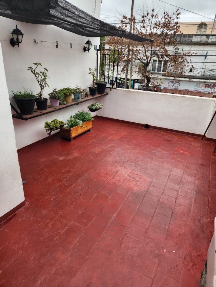 EN VENTA PH 3 AMBIENTES CON PATIO EN VILLA LUGANO. ORDOÑEZ Y MURGUIONDO