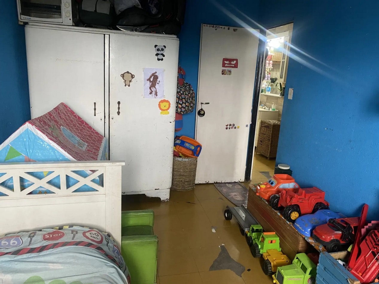 EN VENTA DEPARTAMENTO 4 AMB PATIO BARRIO PIEDRABUENA VILLA LUGANO