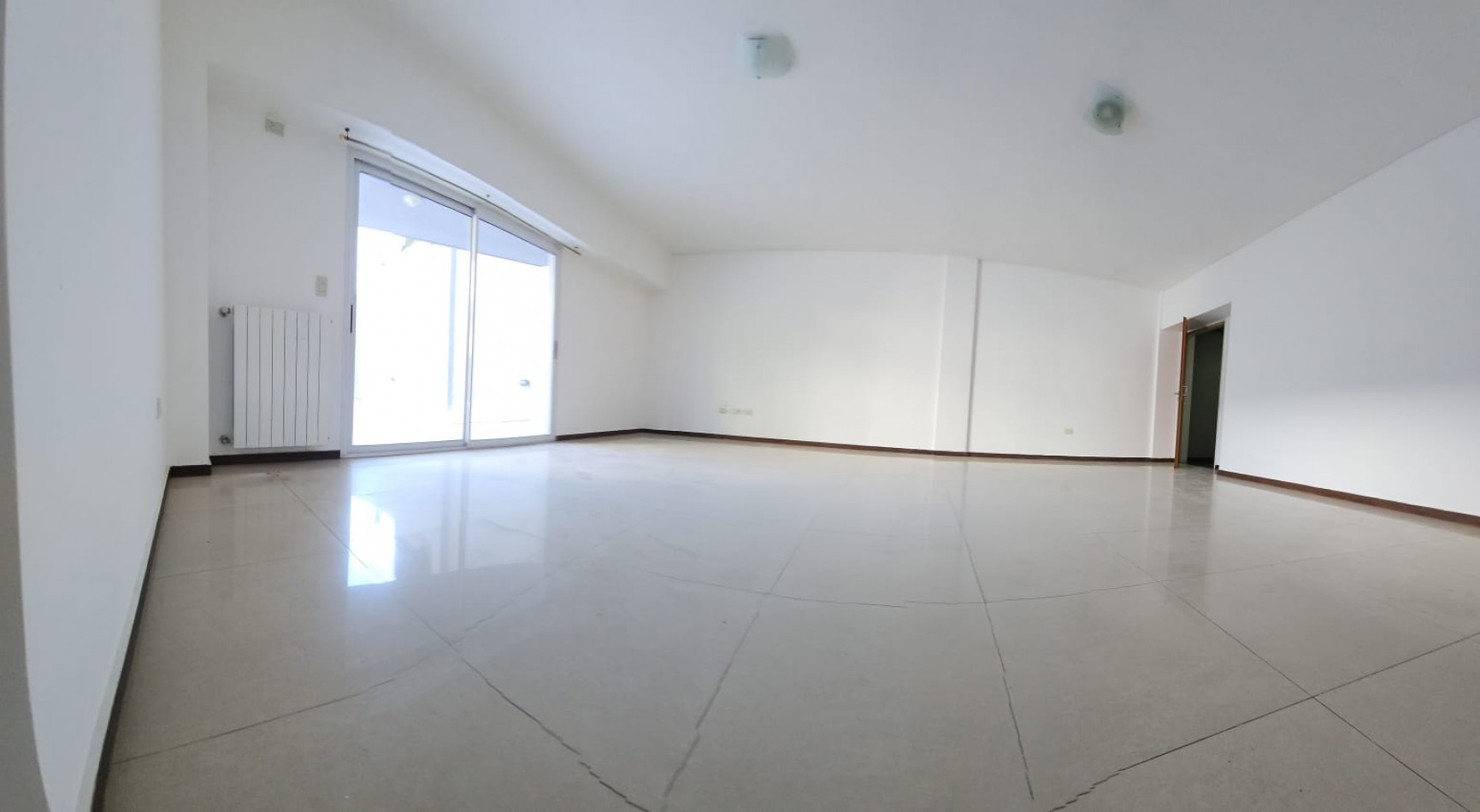 EN VENTA DEPARTAMENTO 2 AMBIENTES EN FLORESTA.
