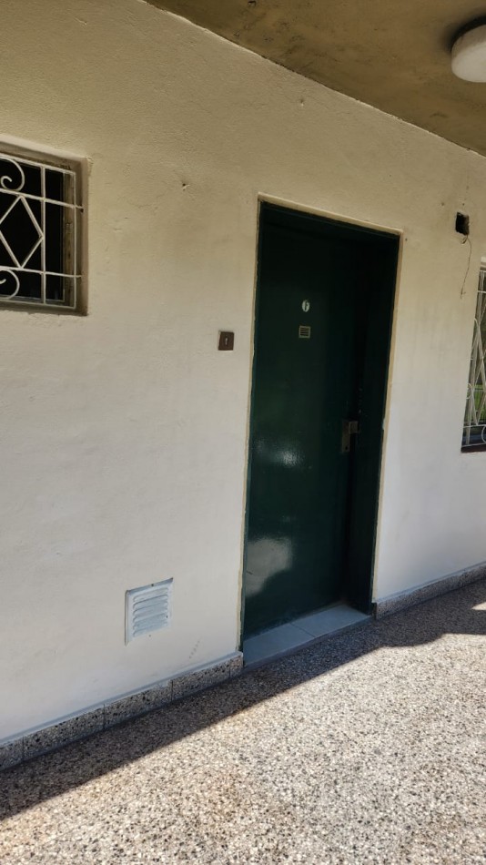 EN ALQUILER DEPARTAMENTO 3 AMBIENTES EN VILLA CELINA.