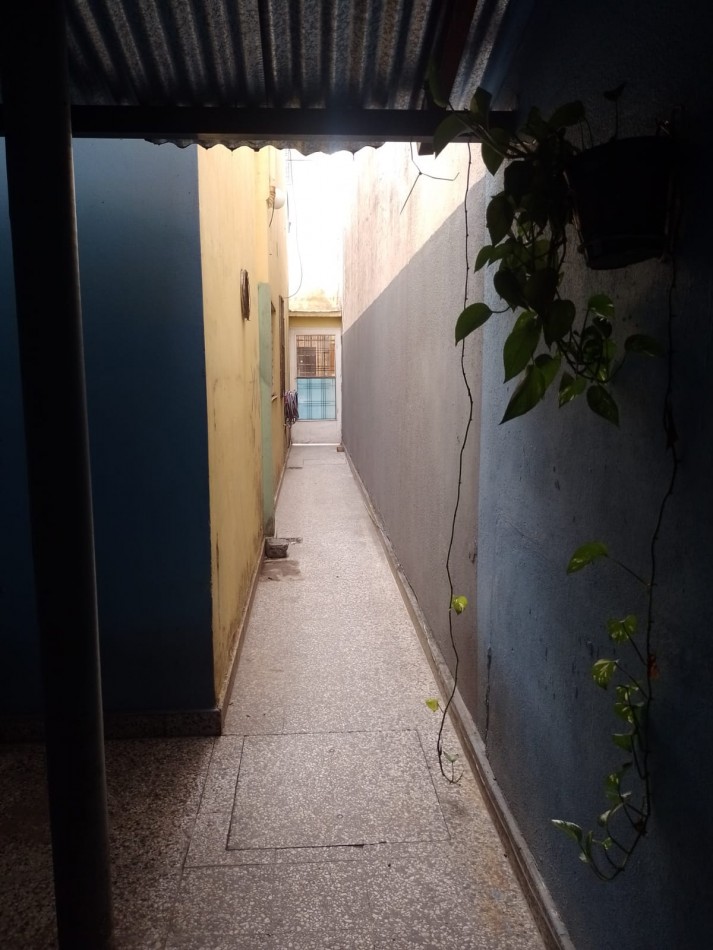 EN VENTA CASA MULTIFAMILIAR EN VILLA CELINA POLO TEXTIL LOTE