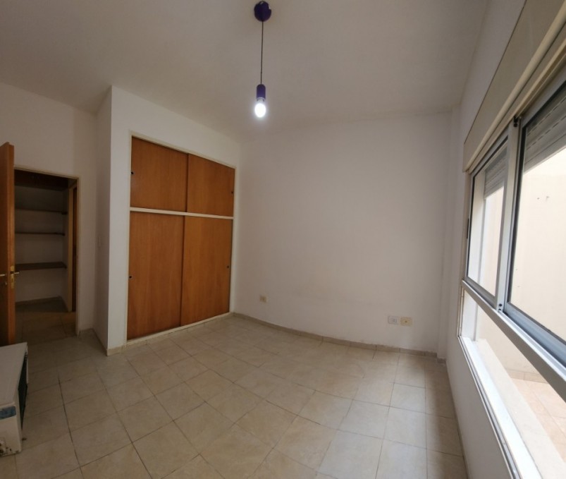 SE VENDE DEPARTAMENTO 2 AMB CON PATIO COCHERA Y TERRAZA COMPARTIDA VILLA LUGANO