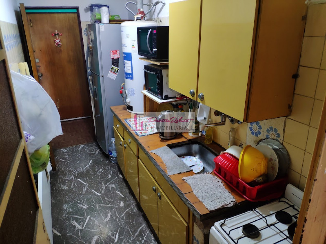 EN VENTA DEPARTAMENTO 4 AMBIENTES CON COCHERA- VILLA CELINA