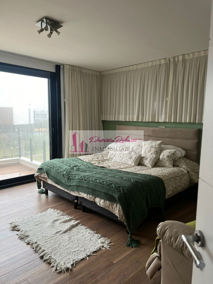 EN VENTA CASA 6 AMBIENTES CON PISCINA Y 2 COCHERAS EN BARRIO PRIVADO LAGOS DE CANNING