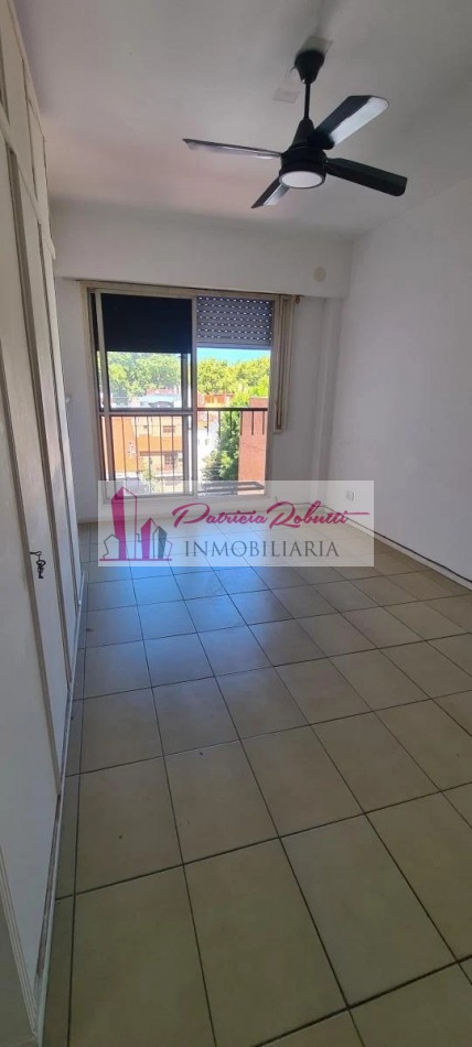 EN VENTA MONOAMBIENTE DIVIDIDO A 2 AMBIENTES EN VILLA ORTUZAR.