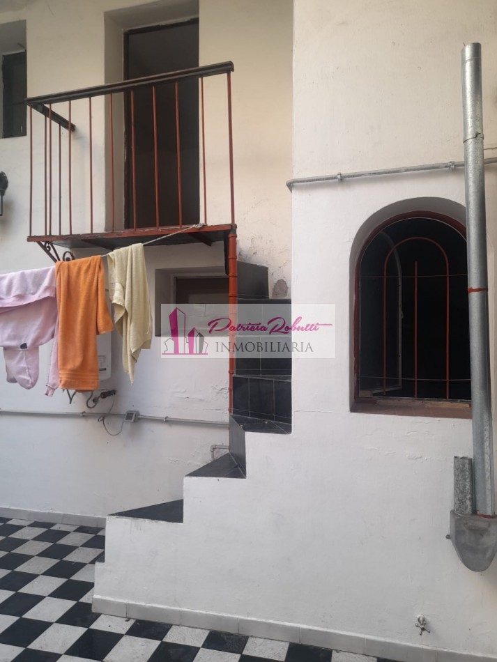EN VENTA PH 2 AMBIENTES Y ½ EN ALMAGRO