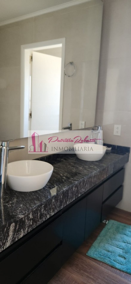 EN VENTA CASA 6 AMBIENTES CON PISCINA Y 2 COCHERAS EN BARRIO PRIVADO LAGOS DE CANNING