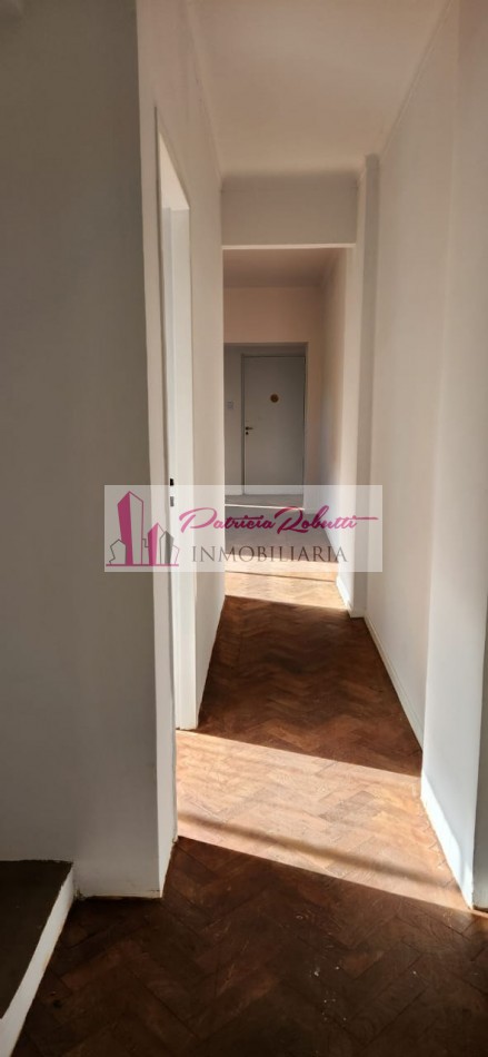 EN VENTA DEPARTAMENTO 3 AMBIENTES CON BALCON Y ESPACIO GUARDA COCHE- BARRIO GENERAL PAZ- VILLA CELINA