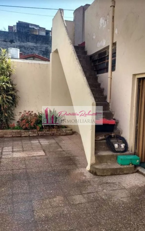 SE VENDE CASA AMBIENTES CON LOCALES VILLA CELINA IDEAL POLO TEXTIL