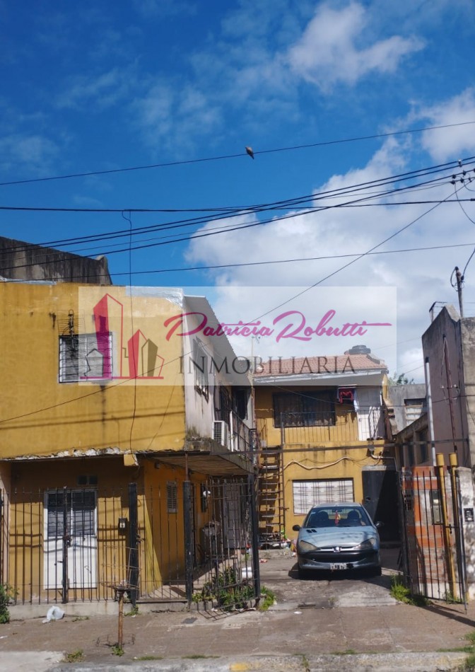 EN VENTA CASA MULTIFAMILIAR EN VILLA CELINA POLO TEXTIL LOTE