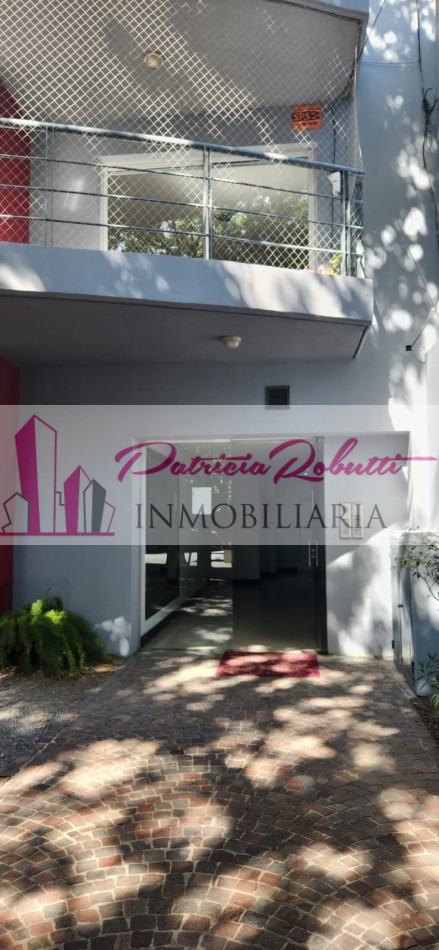 EN VENTA DEPARTAMENTO 2 AMBIENTES EN FLORESTA.