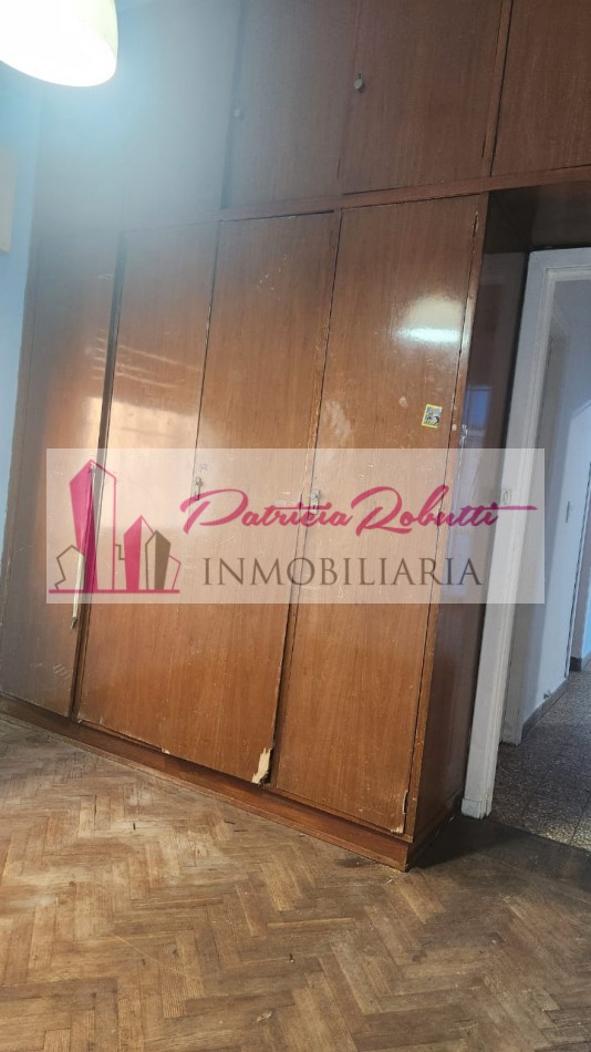 EN VENTA CASA MULTIFAMILIAR EN VILLA CELINA POLO TEXTIL LOTE.