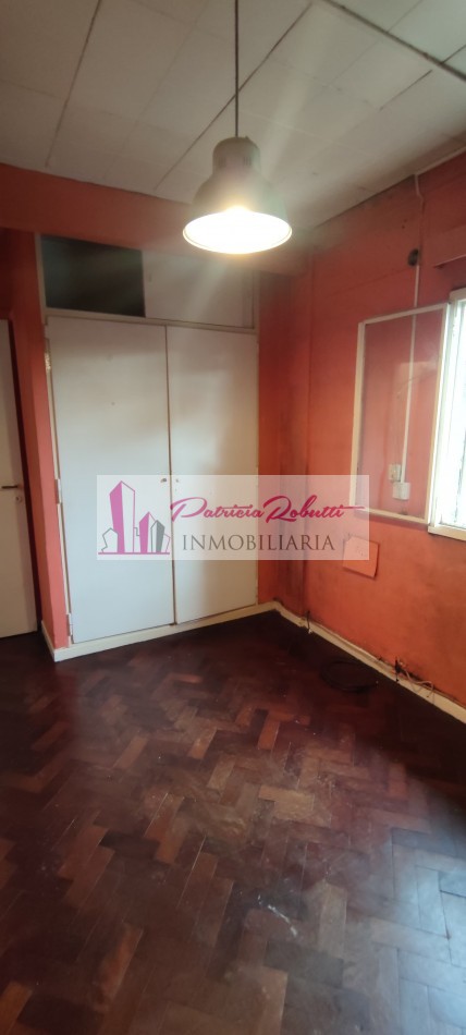 EN VENTA DEPARTAMENTO TIPO DUPLEX 4 AMBIENTES EN VILLA CELINA.
