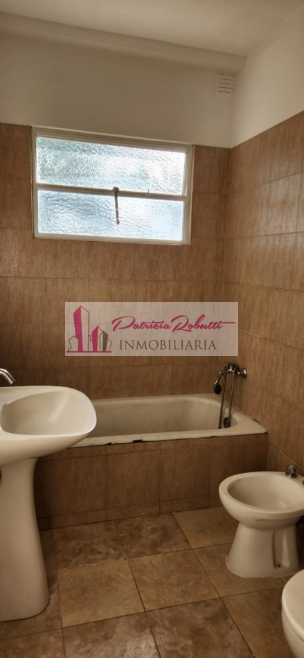 EN VENTA DEPARTAMENTO 3 AMBIENTES CON BALCON Y ESPACIO GUARDA COCHE- BARRIO GENERAL PAZ- VILLA CELINA