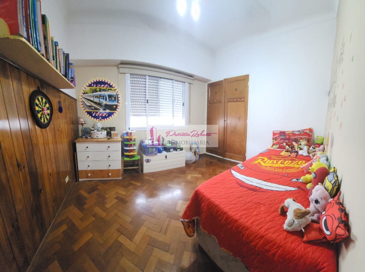 EN VENTA DEPARTAMENTO 4 AMBIENTES CON BALCON Y COCHERA- BARRIO GENERAL PAZ- VILLA CELINA