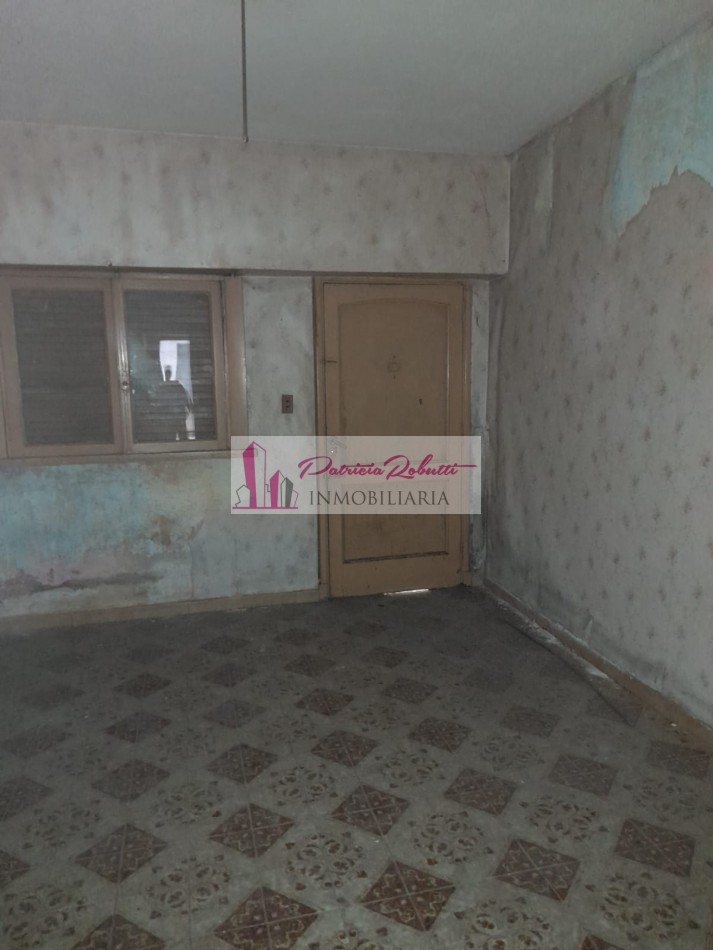 EN VENTA CASA CON LOTE LIBRE TERRENO EN VILLA LUGANO