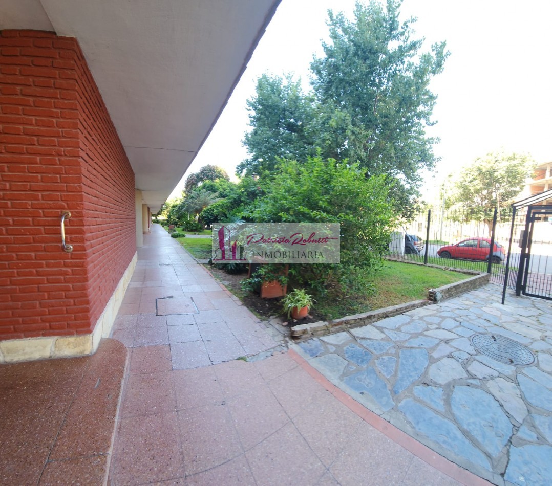 EN VENTA DEPARTAMENTO 4 AMBIENTES CON BALCON Y COCHERA- BARRIO GENERAL PAZ- VILLA CELINA