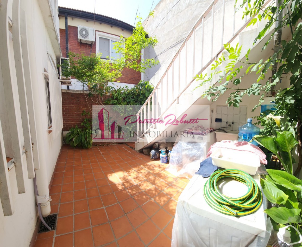 EN VENTA PH 3 AMBIENTES CON PATIO Y TERRAZA EN VILLA CELINA. 