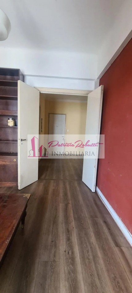 EN VENTA DEPARTAMENTO 2 AMBIENTES EN SAN CRISTOBAL.