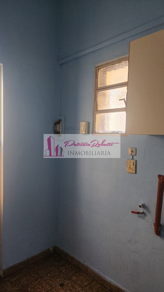 EN VENTA CASA MULTIFAMILIAR EN VILLA CELINA POLO TEXTIL LOTE.