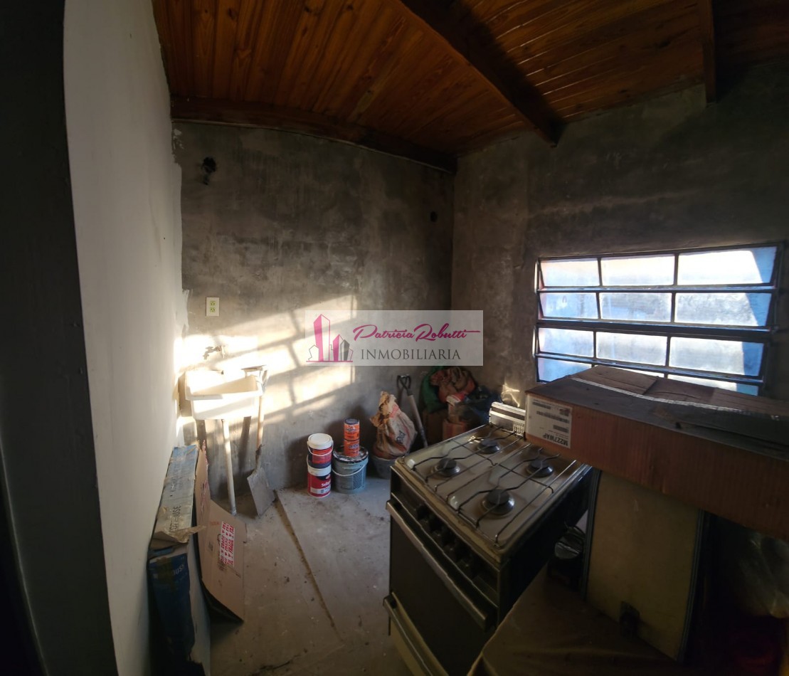 En venta Ph 4 ambientes con patio y terraza y espacio complementario monoambiente con baño y jardin. MULTIFAMILIAR en Villa Celina