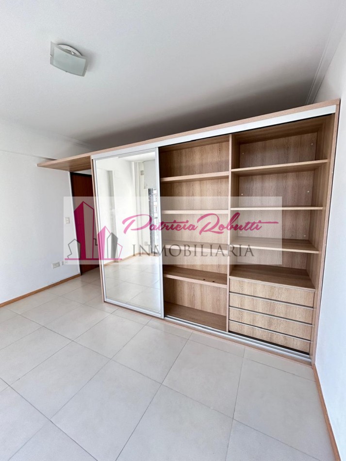 EN VENTA MONOAMBIENTE CONTRAFRENTE CON SUM Y LAUNDRY. CABALLITO NORTE