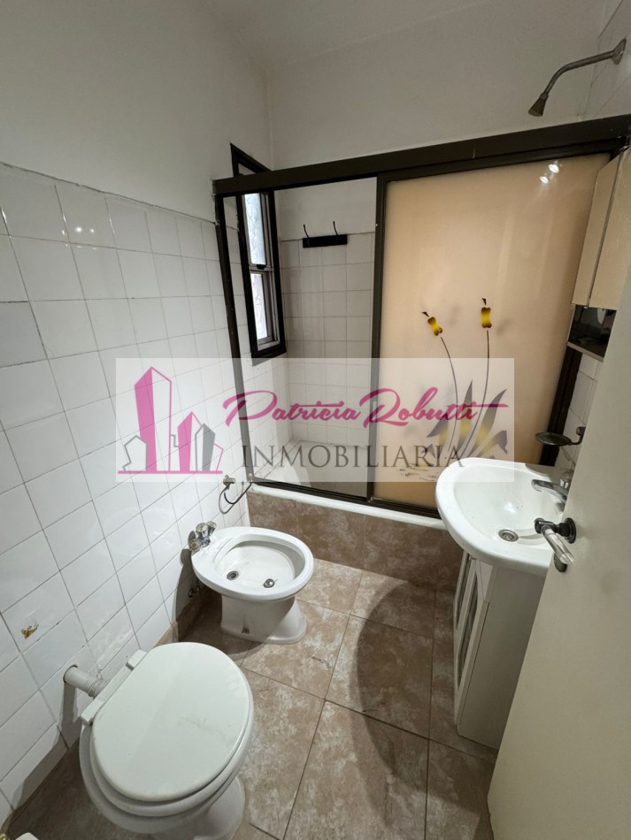 EN VENTA DEPARTAMENTO 4 AMBIENTES CON COCHERA -VILLA CELINA.