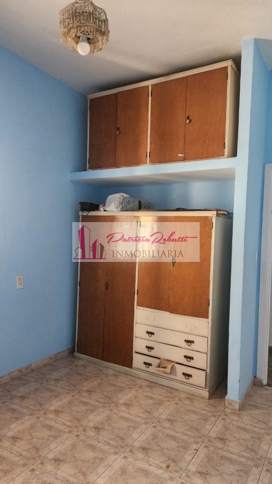 EN VENTA CASA MULTIFAMILIAR EN VILLA CELINA POLO TEXTIL LOTE.