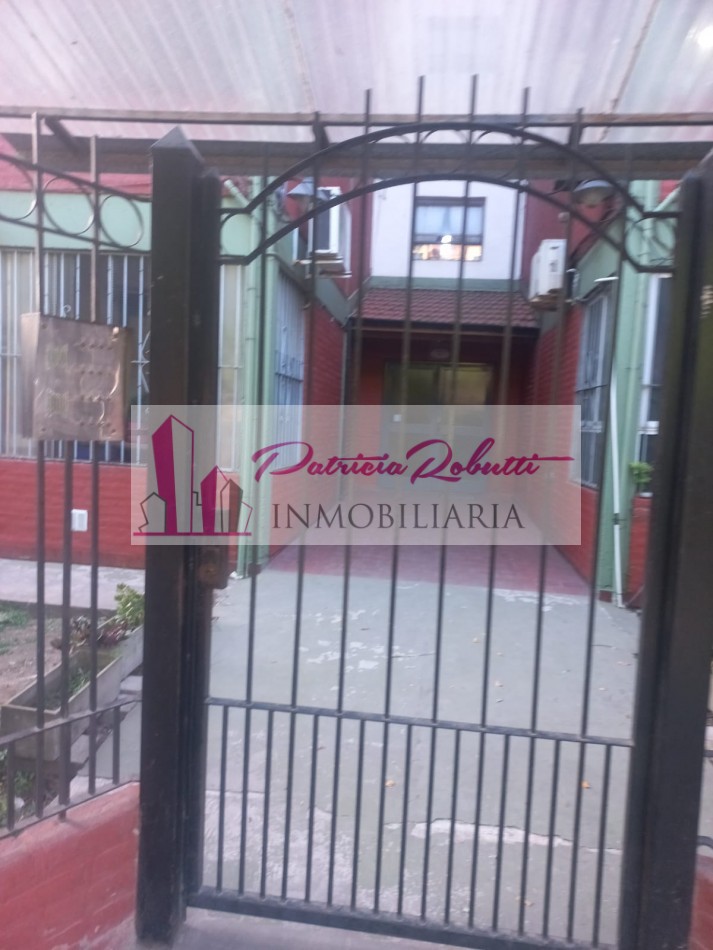 EN VENTA DEPARTAMENTO 3 AMB CON ALTILLO Y 2 ESPACIOS GUARDA COCHES VILLA CELINA