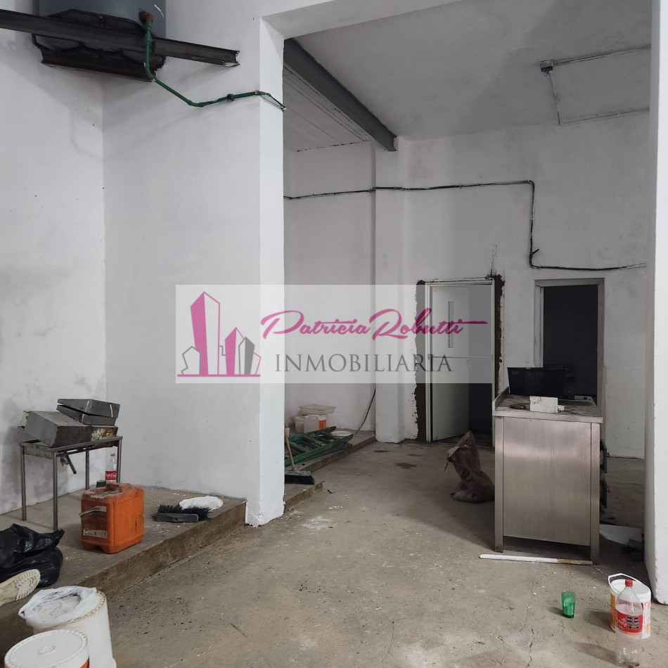 EN ALQUILER LOCAL COMERCIAL EN VILLA CELINA.
