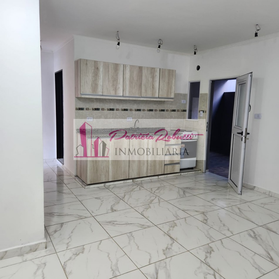 EN ALQUILER DEPARTAMENTO 4 AMBIENTES EN VILLA CELINA.