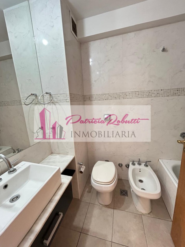 EN VENTA MONOAMBIENTE CONTRAFRENTE CON SUM Y LAUNDRY. CABALLITO NORTE