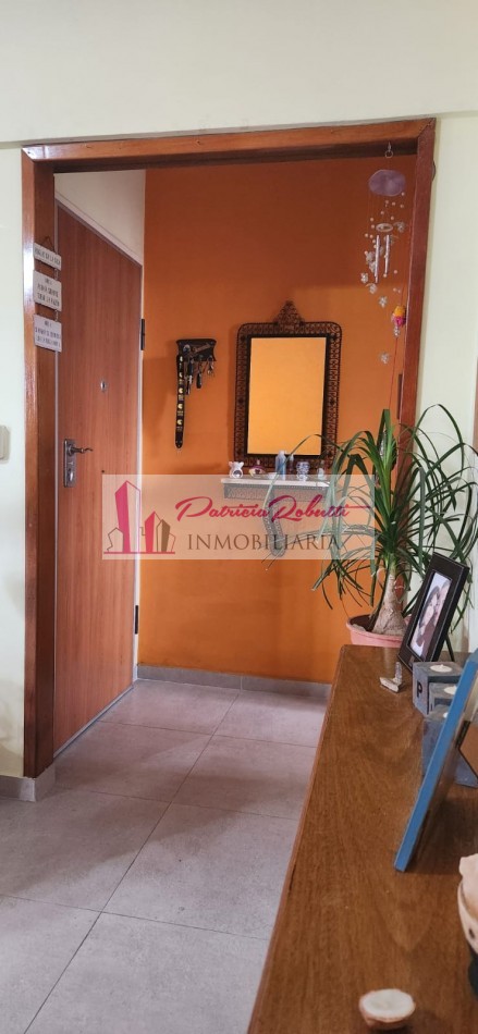 EN VENTA DEPARTAMENTO 4 AMBIENTES CON BALCON Y COCHERA- BARRIO GENERAL PAZ- VILLA CELINA