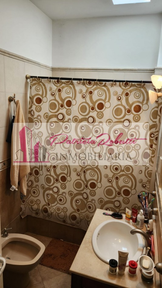 EN VENTA PH 3 AMBIENTES CON PATIO Y TERRAZA EN VILLA CELINA. 