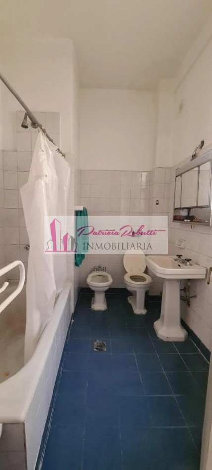 EN VENTA DEPARTAMENTO 2 AMBIENTES EN SAN CRISTOBAL.