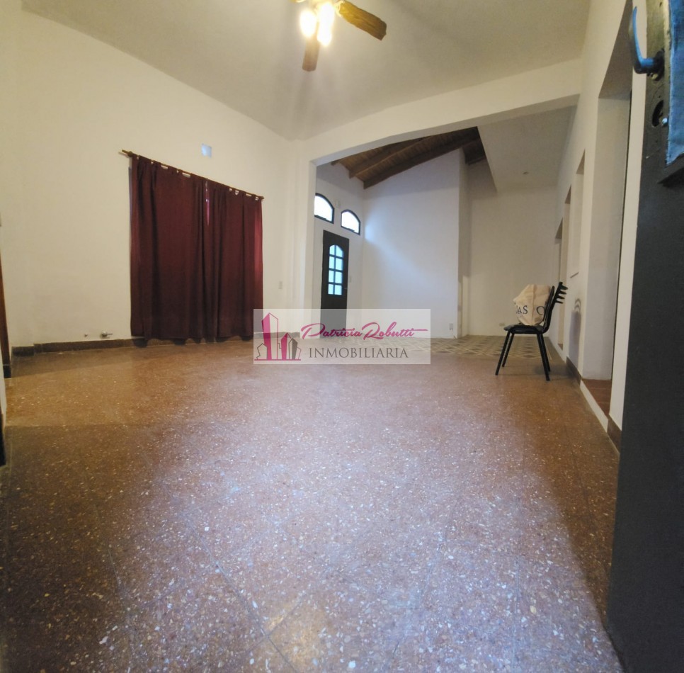 En venta Ph 4 ambientes con patio y terraza y espacio complementario monoambiente con baño y jardin. MULTIFAMILIAR en Villa Celina