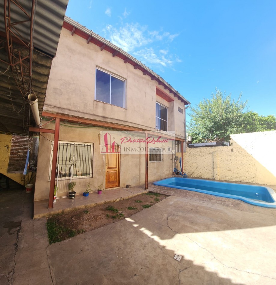 EN VENTA CASA 4 AMBIENTES CON PILETA Y TERRAZA (ESPACIO AEREO PARA EDIFICAR) MAS DUPLEX 2 AMBIENTES Se vende casa 4 ambientes con A TERMINAR- TABLADA