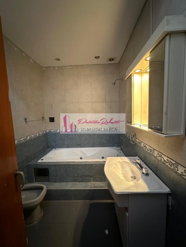 EN VENTA PH 4 AMBIENTES -MATADEROS