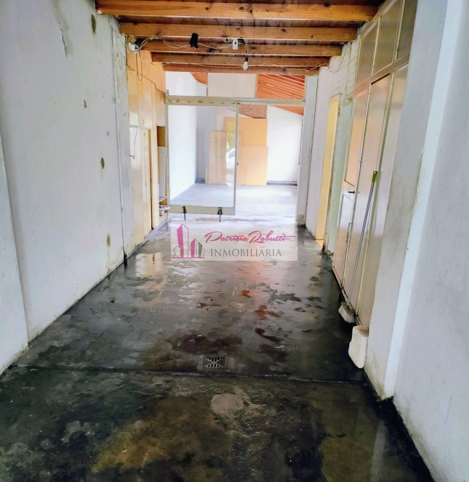 EN ALQUILER LOCAL COMERCIAL CON GALPON DEPOSITO EN VILLA CELINA.