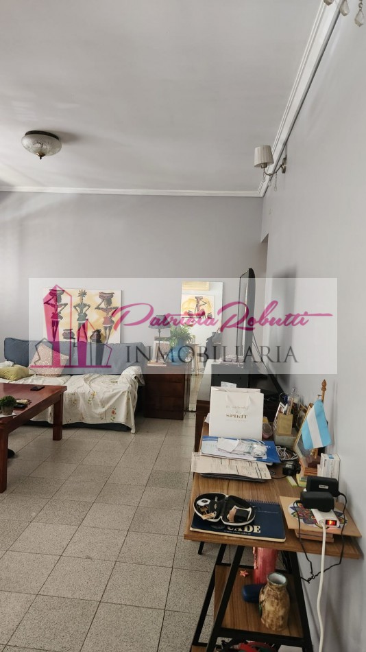 EN VENTA PH 3 AMBIENTES CON PATIO Y TERRAZA EN VILLA CELINA. 