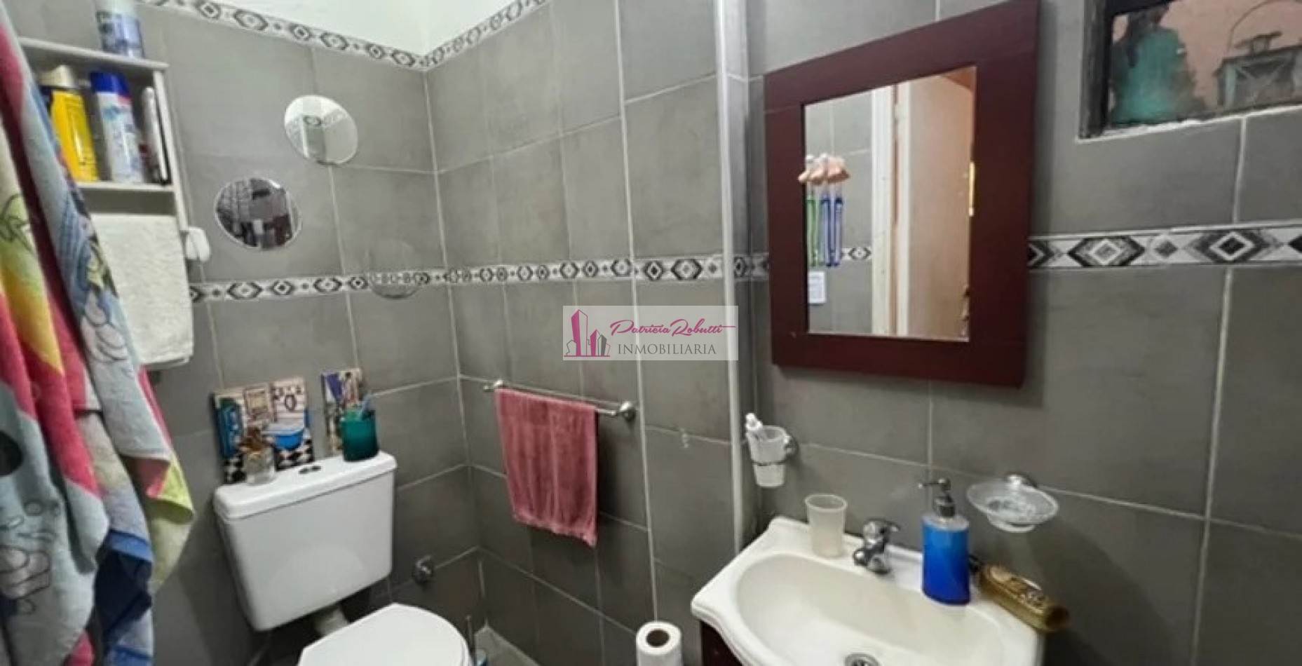 EN VENTA CASA 4 AMBIENTES EN VILLA LUGANO