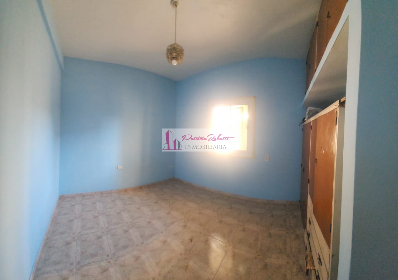 EN VENTA CASA MULTIFAMILIAR EN VILLA CELINA POLO TEXTIL LOTE.